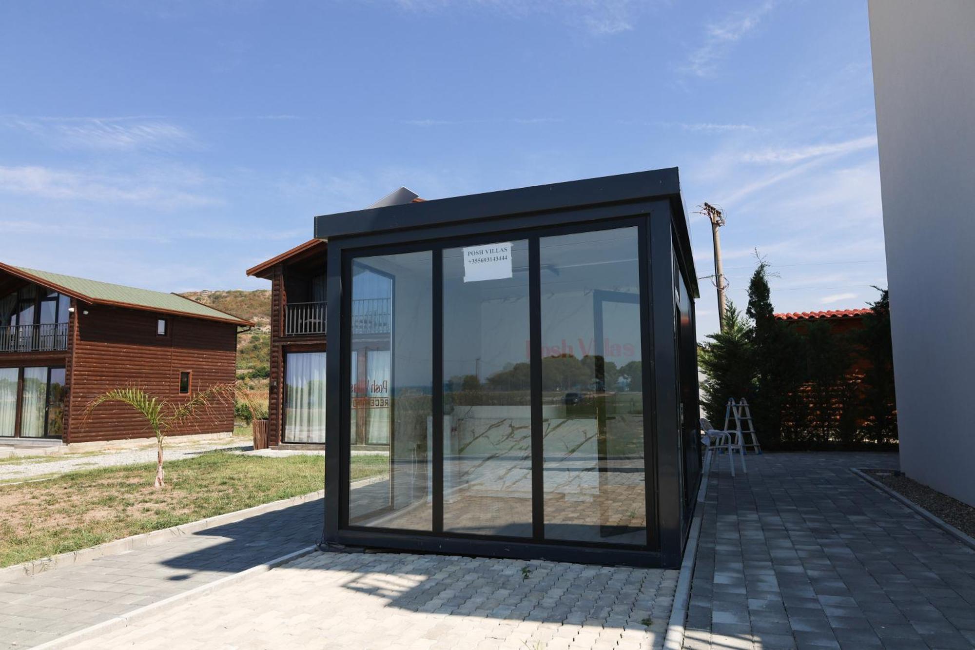 Posh Villas Rrogozhine ภายนอก รูปภาพ