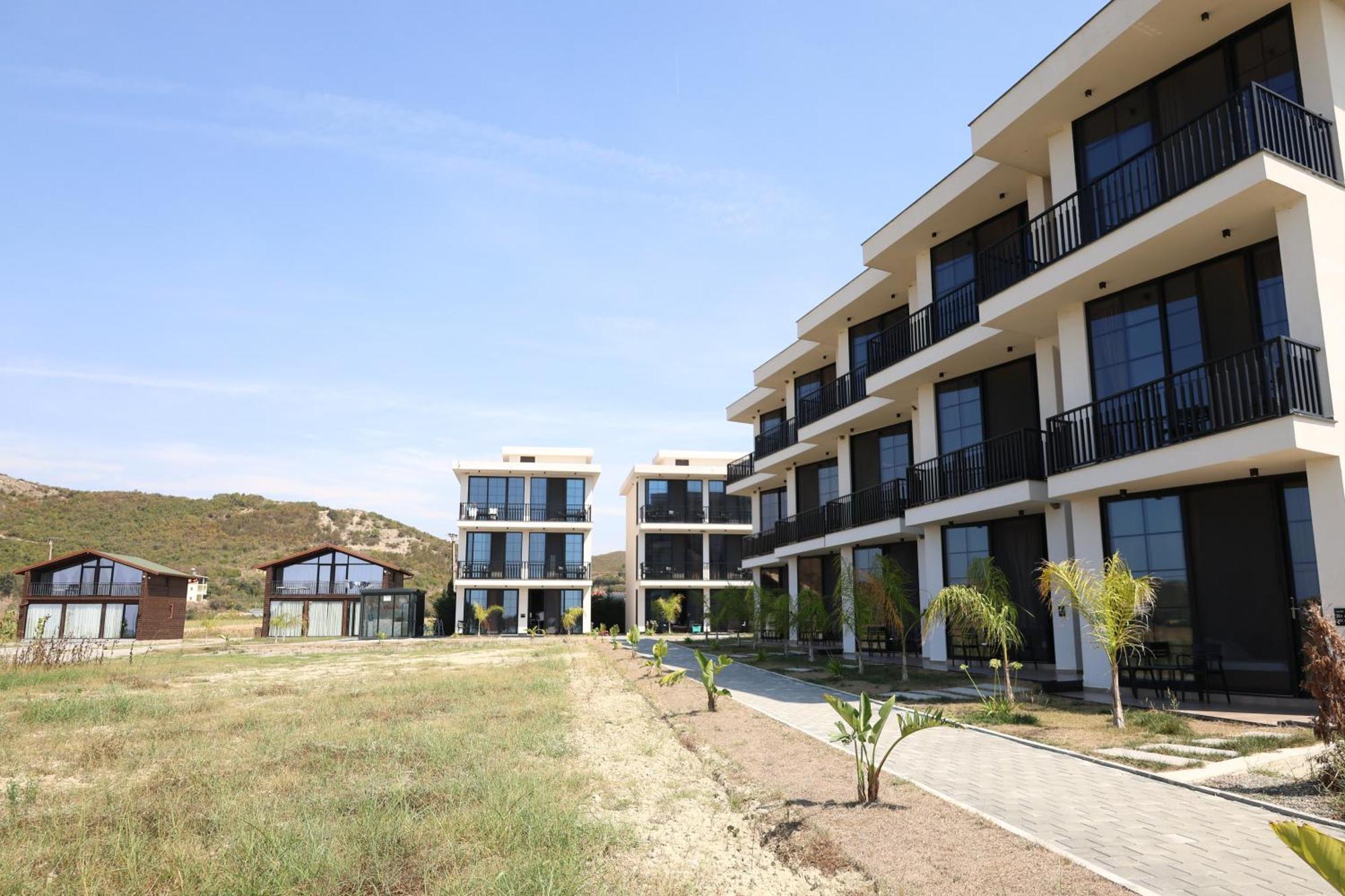 Posh Villas Rrogozhine ภายนอก รูปภาพ