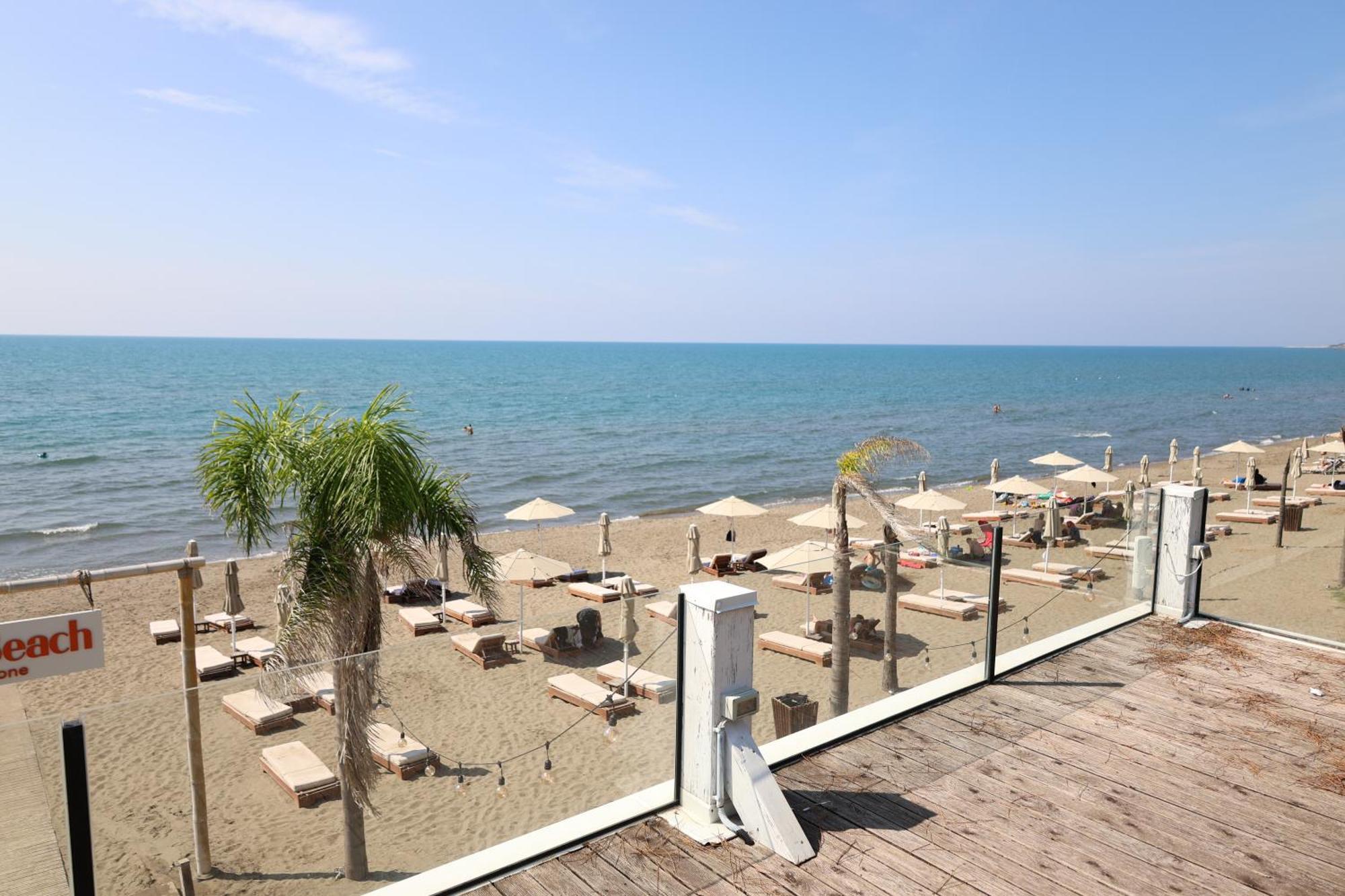Posh Villas Rrogozhine ภายนอก รูปภาพ