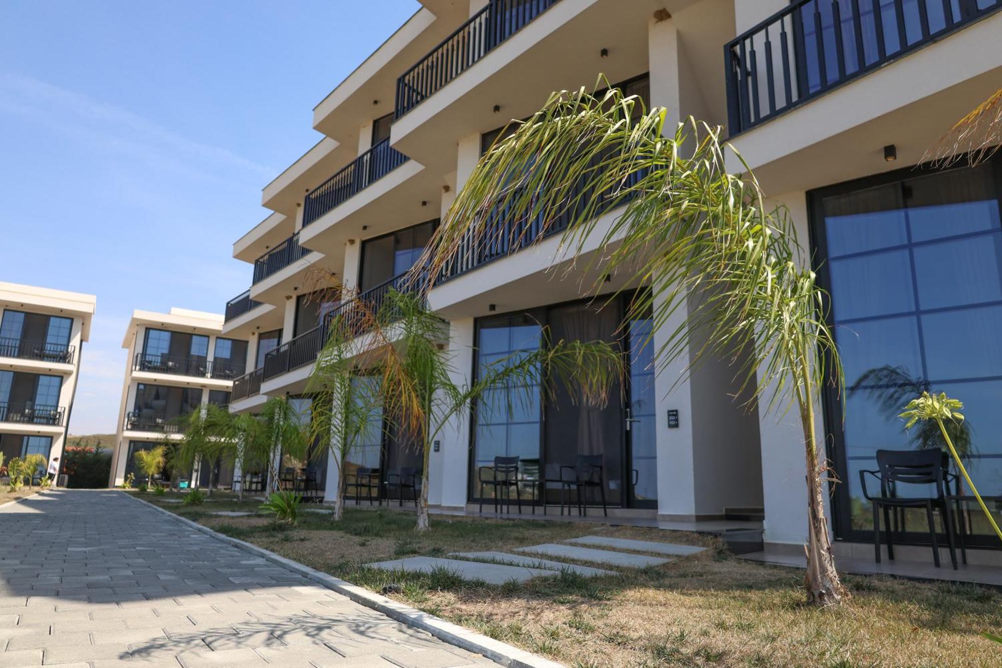 Posh Villas Rrogozhine ภายนอก รูปภาพ