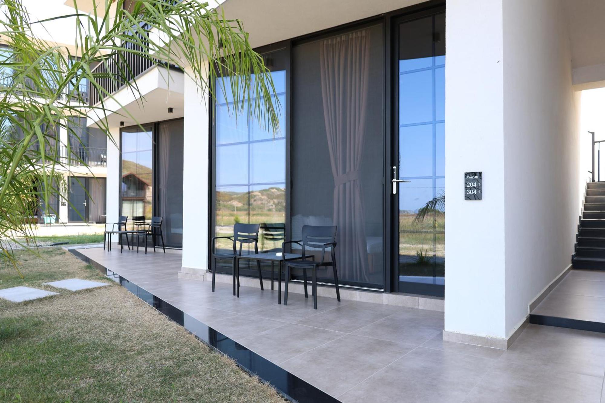 Posh Villas Rrogozhine ภายนอก รูปภาพ