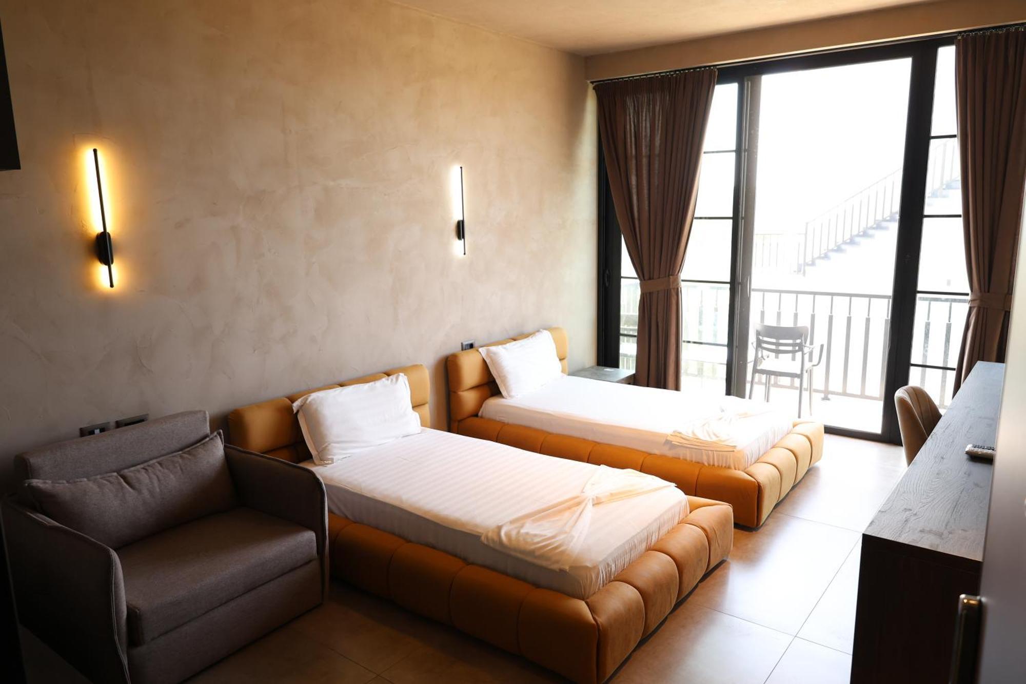 Posh Villas Rrogozhine ภายนอก รูปภาพ