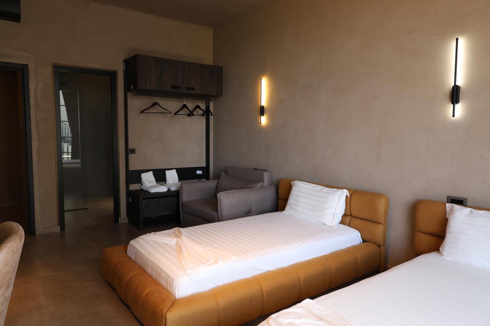 Posh Villas Rrogozhine ภายนอก รูปภาพ